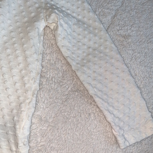 GAP 3 Ivory Ruffle Swing Top EUC - Picture 4 of 10